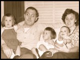 09 young family in Brookfield